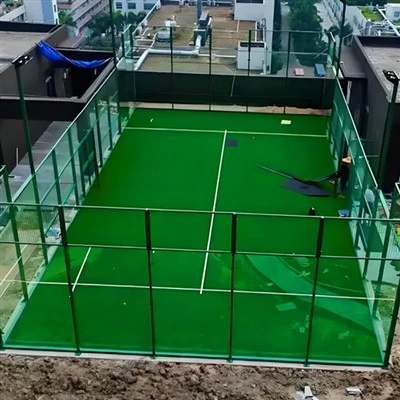 Pista de pádel al aire libre